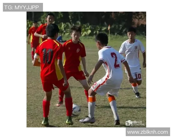 全国锦标赛特别报道：成都网球队拼搏历程与荣耀瞬间的背后故事