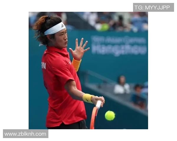 杭州网球队包夹战术解析及其在网球比赛中的应用与影响 杭州网球队包夹战术解析及其在网球比赛中的应用与影响